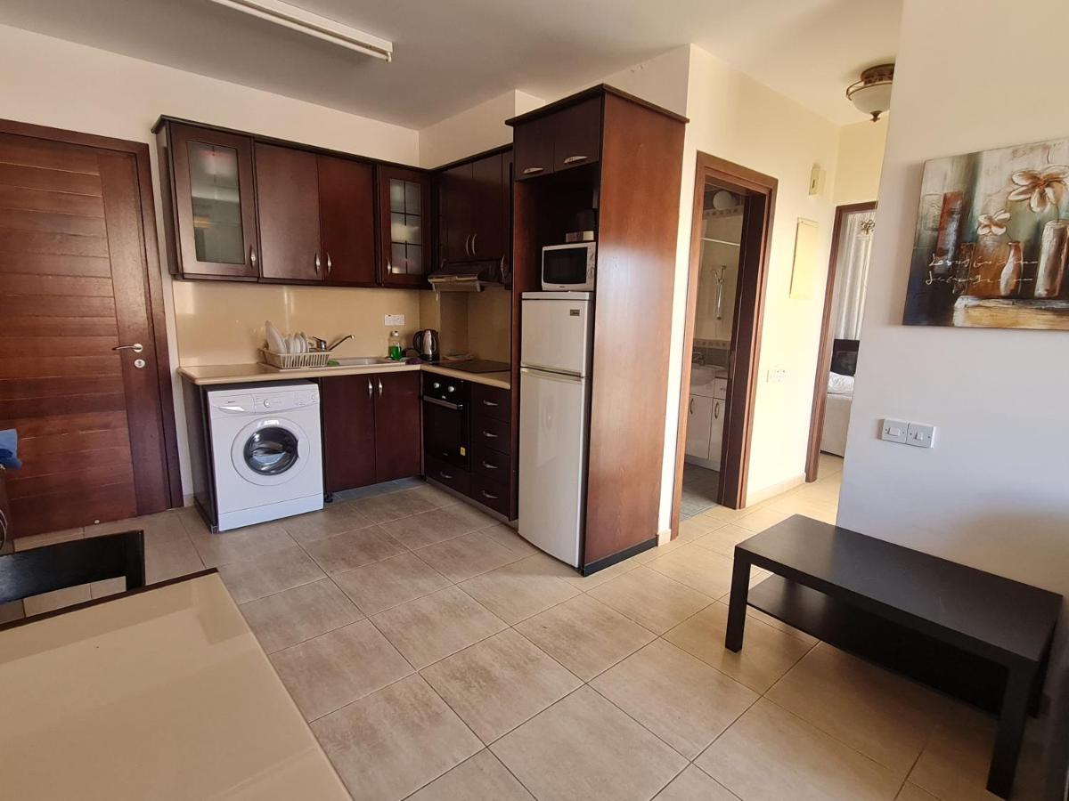 Danaos 2 Complex Apartment - By Imh Travel & Tours Paphos Eksteriør billede